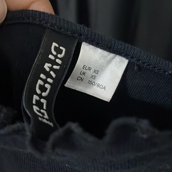 H&M Cropped strappy top - Picture 4 of 9